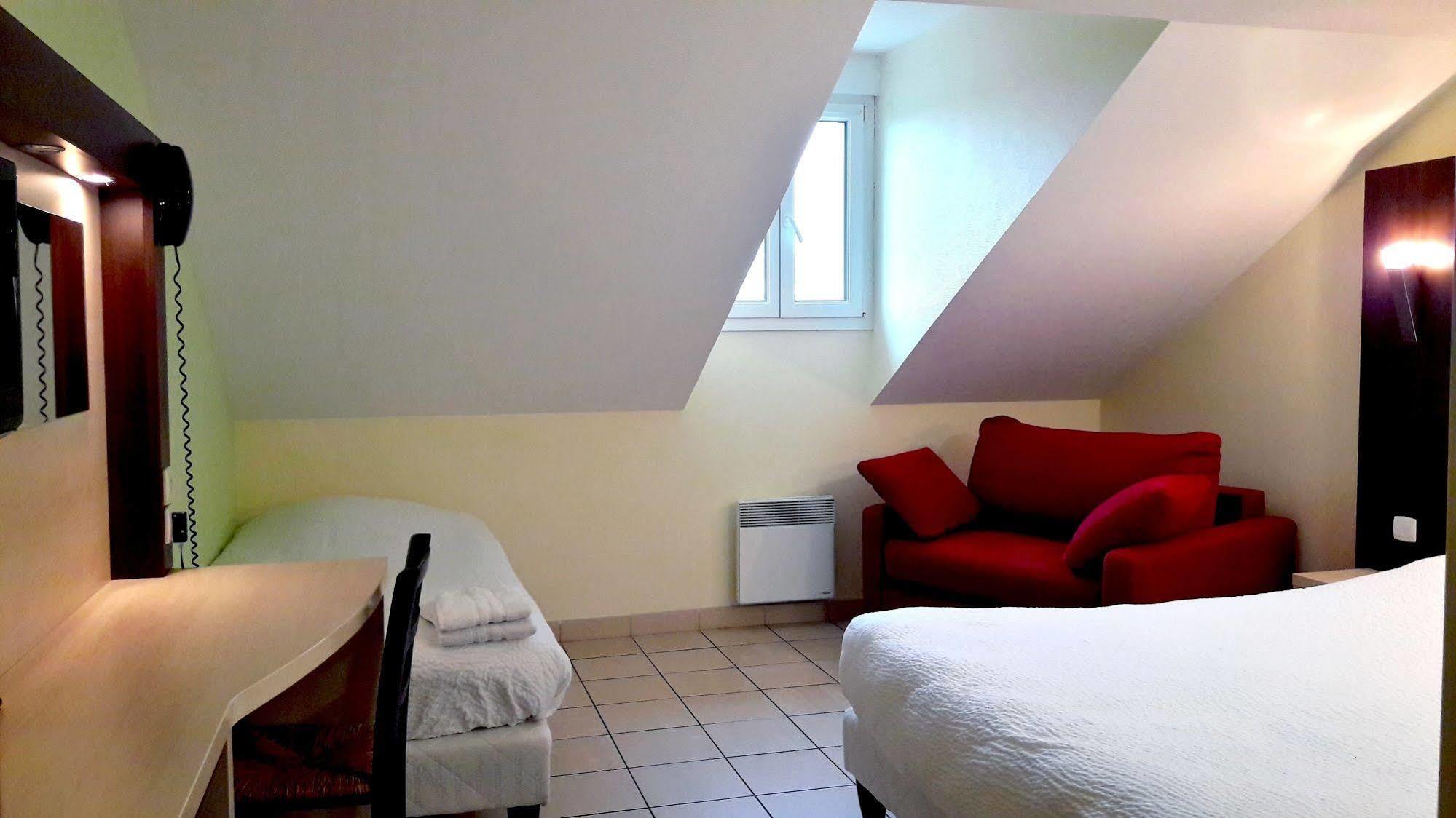 Jum'hotel Saints-Geosmes Bagian luar foto